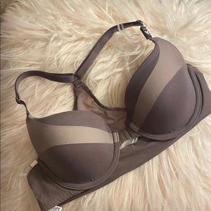 Victoria's Secret lightly lined bra